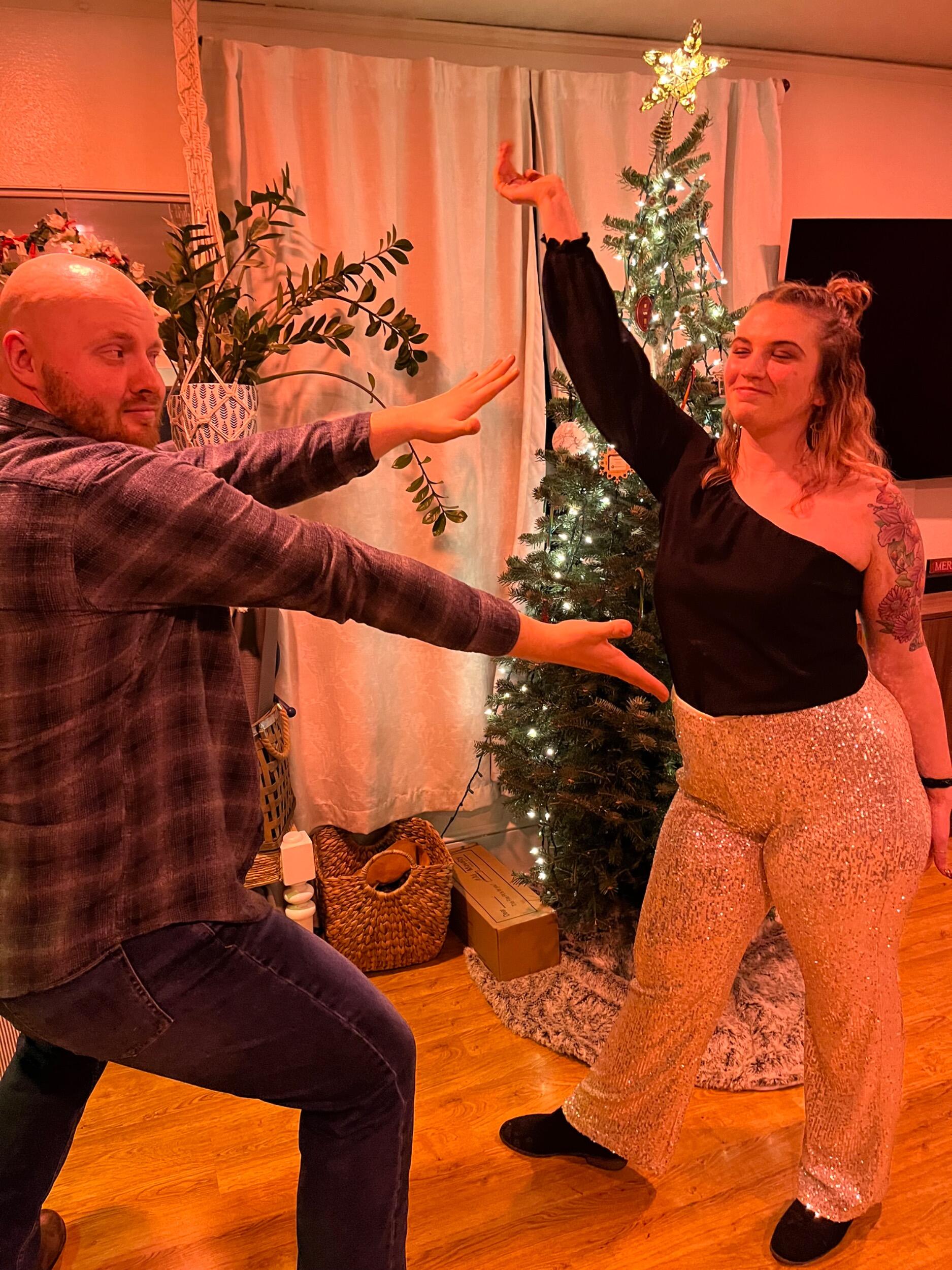 Last New Years dating (unbeknownst to Reilly at the time)