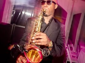 Richards Entertainment - Saxophonist - New York City, NY - Hero Gallery 3