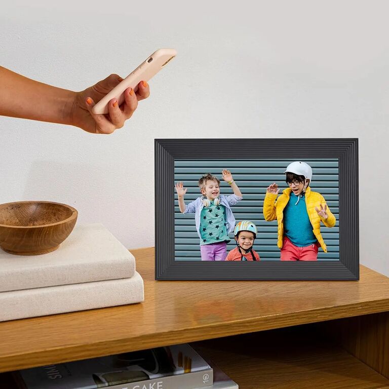 Digital photo frame in-law gift idea