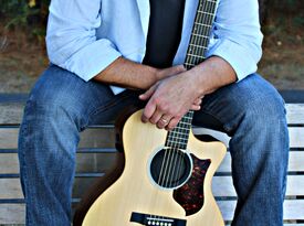 Sean Biggins Singer/Guitarist - Acoustic Guitarist - Hilton Head Island, SC - Hero Gallery 1