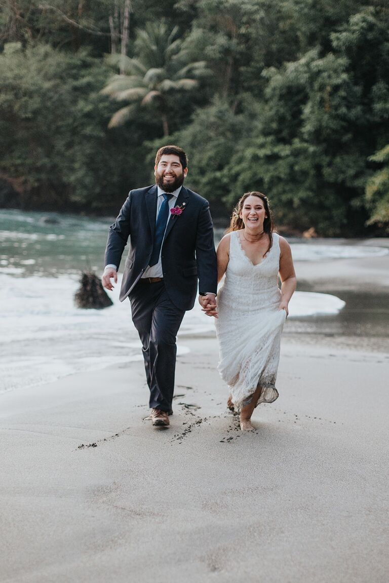 Private elopement ceremony in Costa Rica