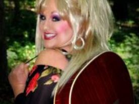 Wynonah Dove Bush - Dolly Parton Impersonator - Lebanon, VA - Hero Gallery 1