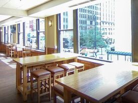 Rock Bottom Restaurant & Brewery - Grand Room - Restaurant - Chicago, IL - Hero Gallery 4