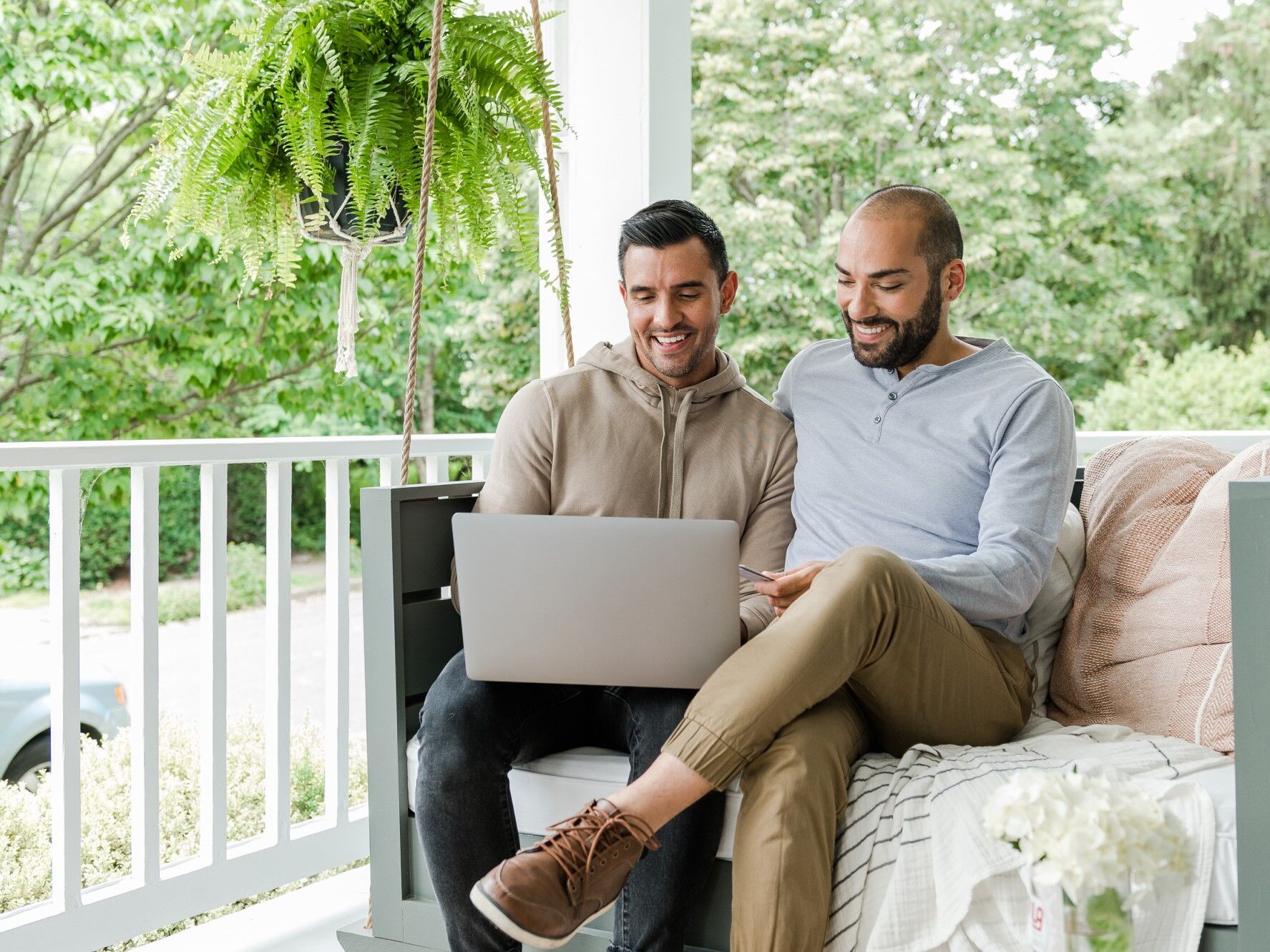 How to Edit Your Wedding Website on The Knot
