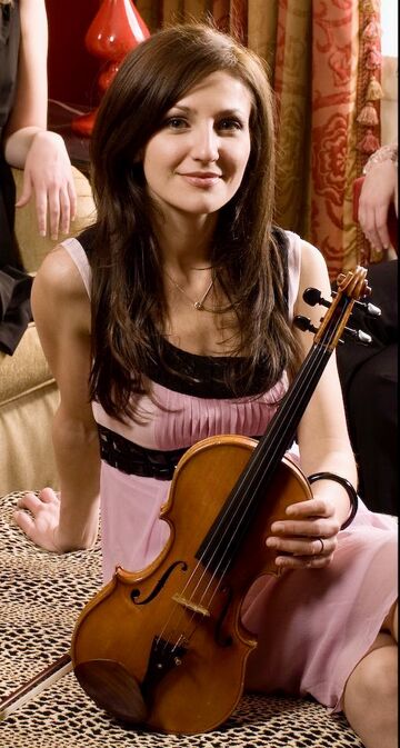Violinist Violet - Violinist - Darien, CT - Hero Main