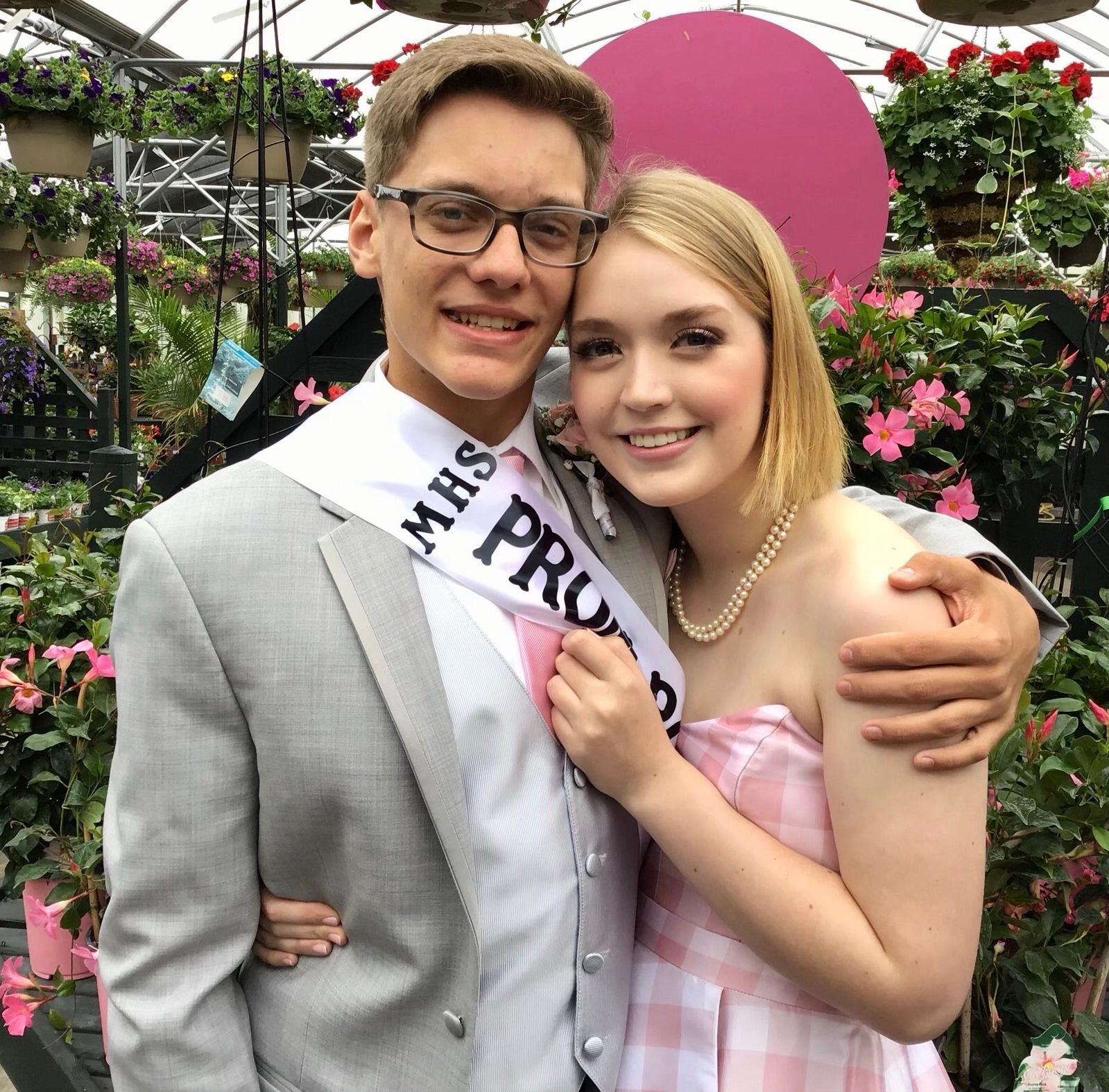 Sam's Senior Prom 