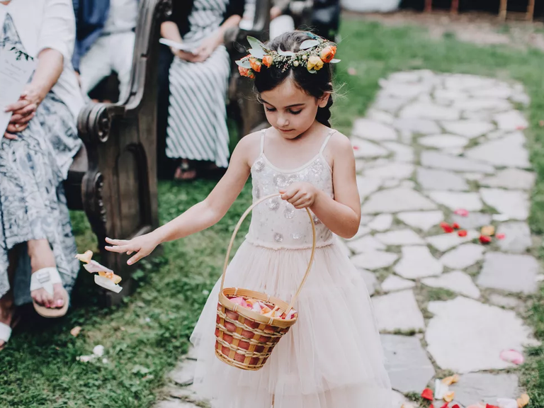 24 Flower Girl Baskets Fit For Your Theme