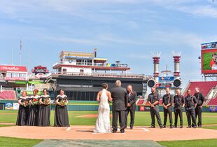 350+ Great American Ball Park Stock Photos, Pictures & Royalty