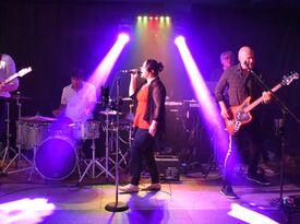 Kick - Cover Band - Newmarket, ON - Hero Gallery 4