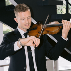Liam Calhoun - Violinist, profile image