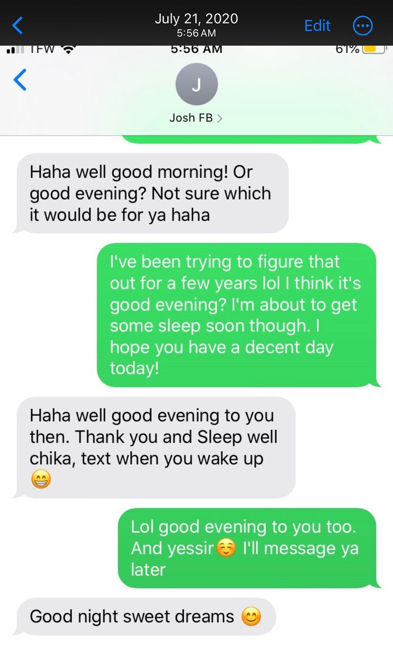We got to know each other a little through our messages and Josh eventually asked if I’d like to go out for a few drinks and dinner. Little did he know, I’m crazy enough to drive on a whim to meet with a complete stranger (haha!), and I agreed to meet him at the place he was staying. He did not expect some random girl on the internet to just show up on a Thursday for a date!