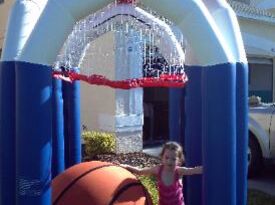 Diverse Entertainment Colossal Basketball - Party Inflatables - Orlando, FL - Hero Gallery 3