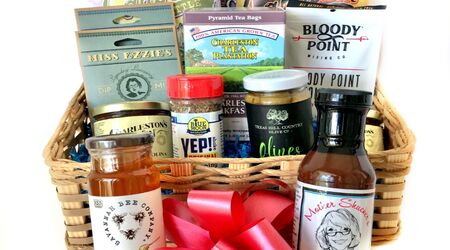 Great Gift Basket for Men   – Aunt Laurie's