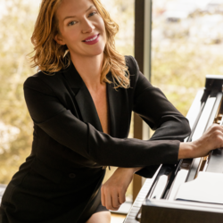 Eliza Piano Singer, profile image