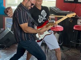 DJ Frankeys - Cover Band - Hermosa Beach, CA - Hero Gallery 2