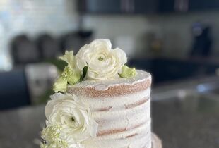 Calla + Thomas - Southern Weddings in 2023  50th wedding anniversary  cakes, Gold wedding cake, Wedding anniversary cakes