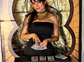 Raven Aurora - Tarot Card Reader - Los Angeles, CA - Hero Gallery 1
