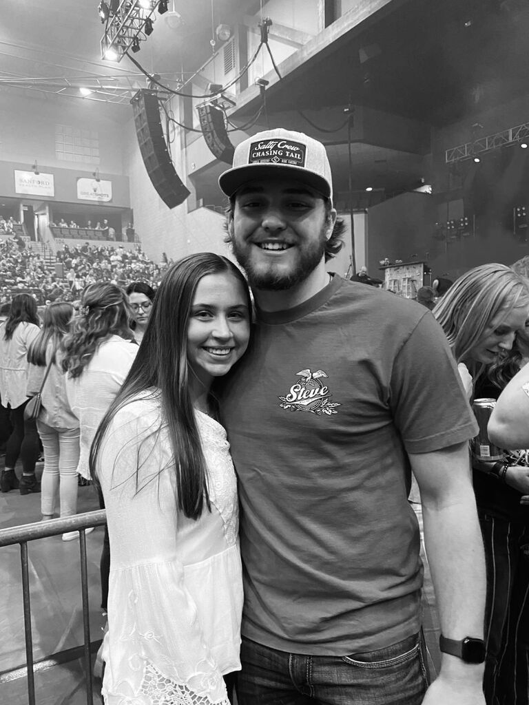 Our first concert together, Dustin Lynch!