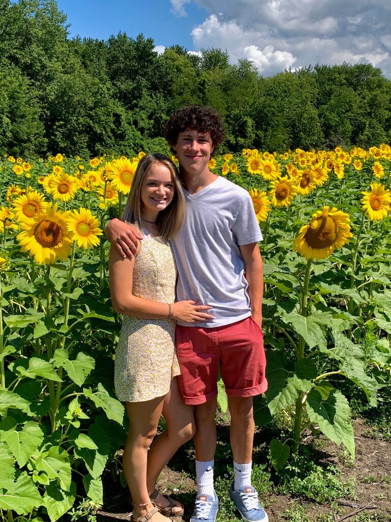 Stopped at a sunflower field in Sandusky before spending the day at Cedar Point.