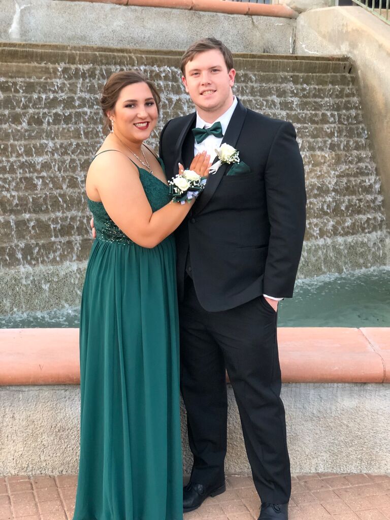 Hannah’s senior year prom
