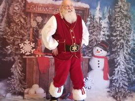 In the Nick of Time Santa Services - Santa Claus - Glen Burnie, MD - Hero Gallery 4