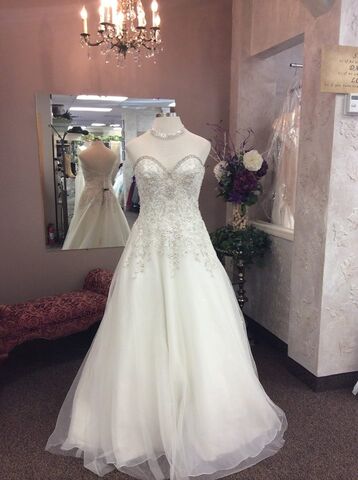 Bridal Aisle Wedding Consignment - Osseo MN