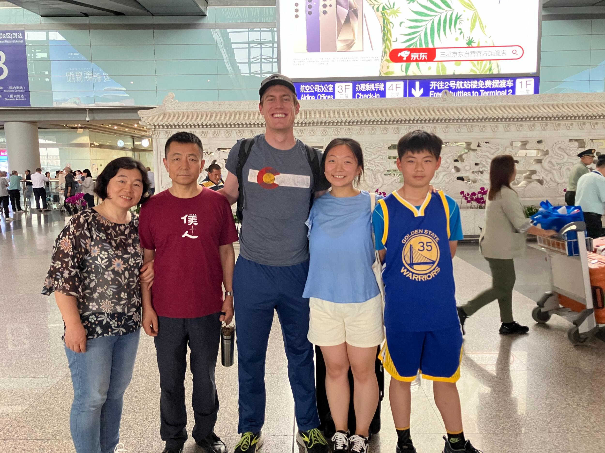 Jacob flew over to Beijing to meet Sally's family and to stay where she grew up for a little over two weeks. He left pining away after (real) Chinese food. 