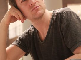 Chris Zurich - Acoustic Guitarist - Los Angeles, CA - Hero Gallery 2