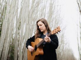 Allison Preisinger - Folk Singer - Tacoma, WA - Hero Gallery 4