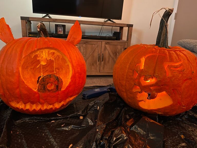 Despite 90 miles between them, Connor and Jess meet for their first date- 9 hours later, after pumpkin picking and carving, sushi eating, and 3 movies, they both knew they had found the one.