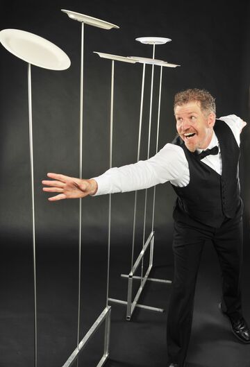 Comedy Juggler John Park, with a waiter theme! - Comedian - Toronto, ON - Hero Main
