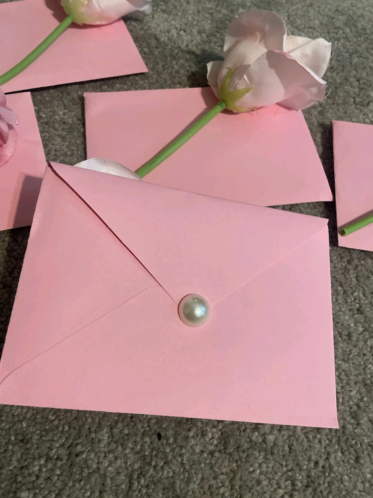 Informational Cards for the Bridal Bunch delicately made by Lori 🩷