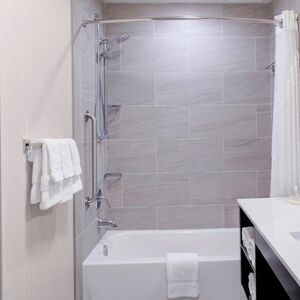 Gallery Photo 6