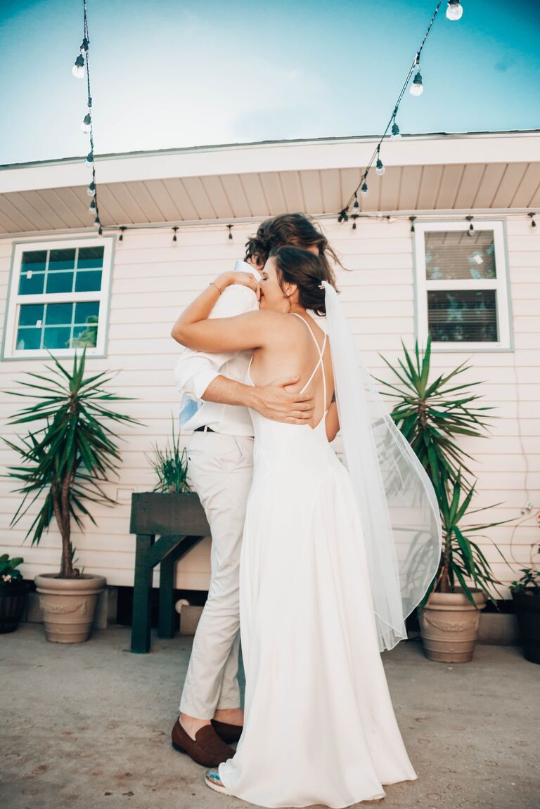 And had a intimate backyard reception afterwards.