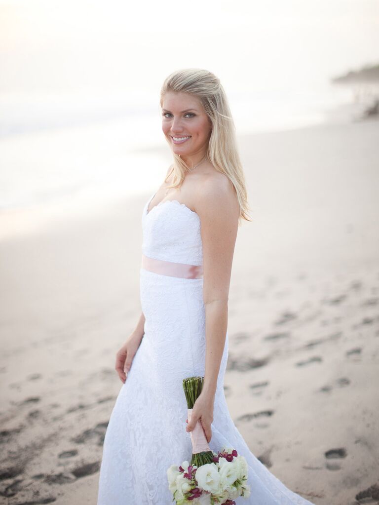 Hairstyles Perfect For A Beach Wedding