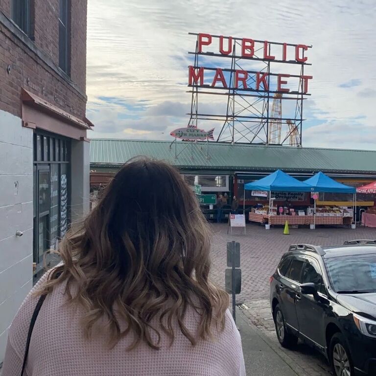 Chandler posted this photo on his snapchat story when we was visiting Peyton in Seattle, right before they started dating