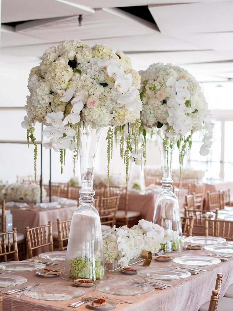 Stunning Tall Centerpieces  for Wedding  Receptions 