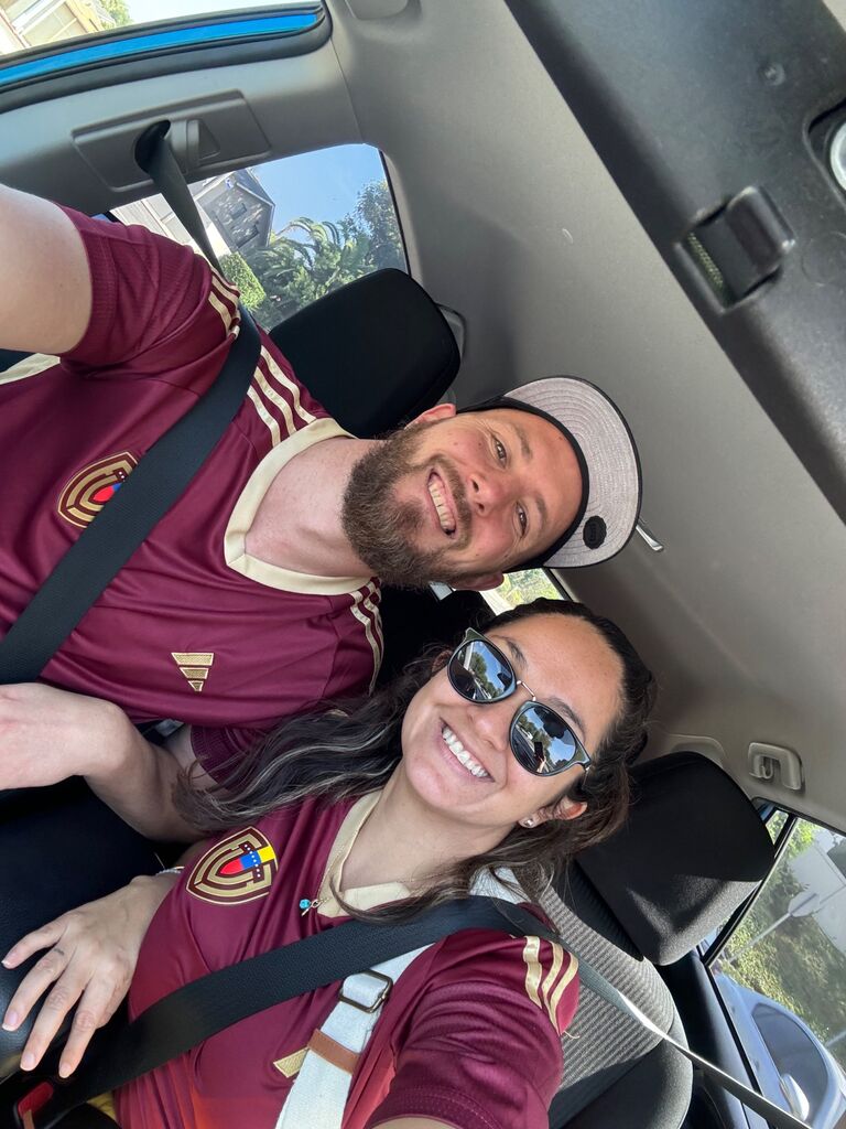 Rooting for Venezuela's national team in the World Cup qualifiers! La VinoTinto!!!