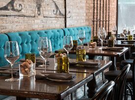 Uvae Kitchen & Wine Bar - Restaurant - Chicago, IL - Hero Gallery 1