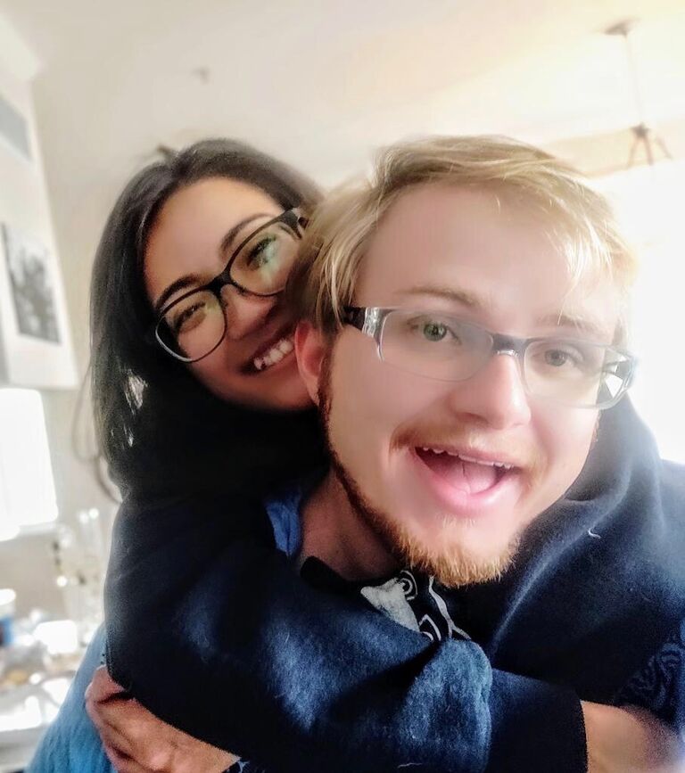 Donna asked Jason to be her boyfriend. They made it official!