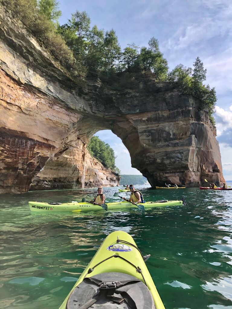 Pictured Rocks (MI)
