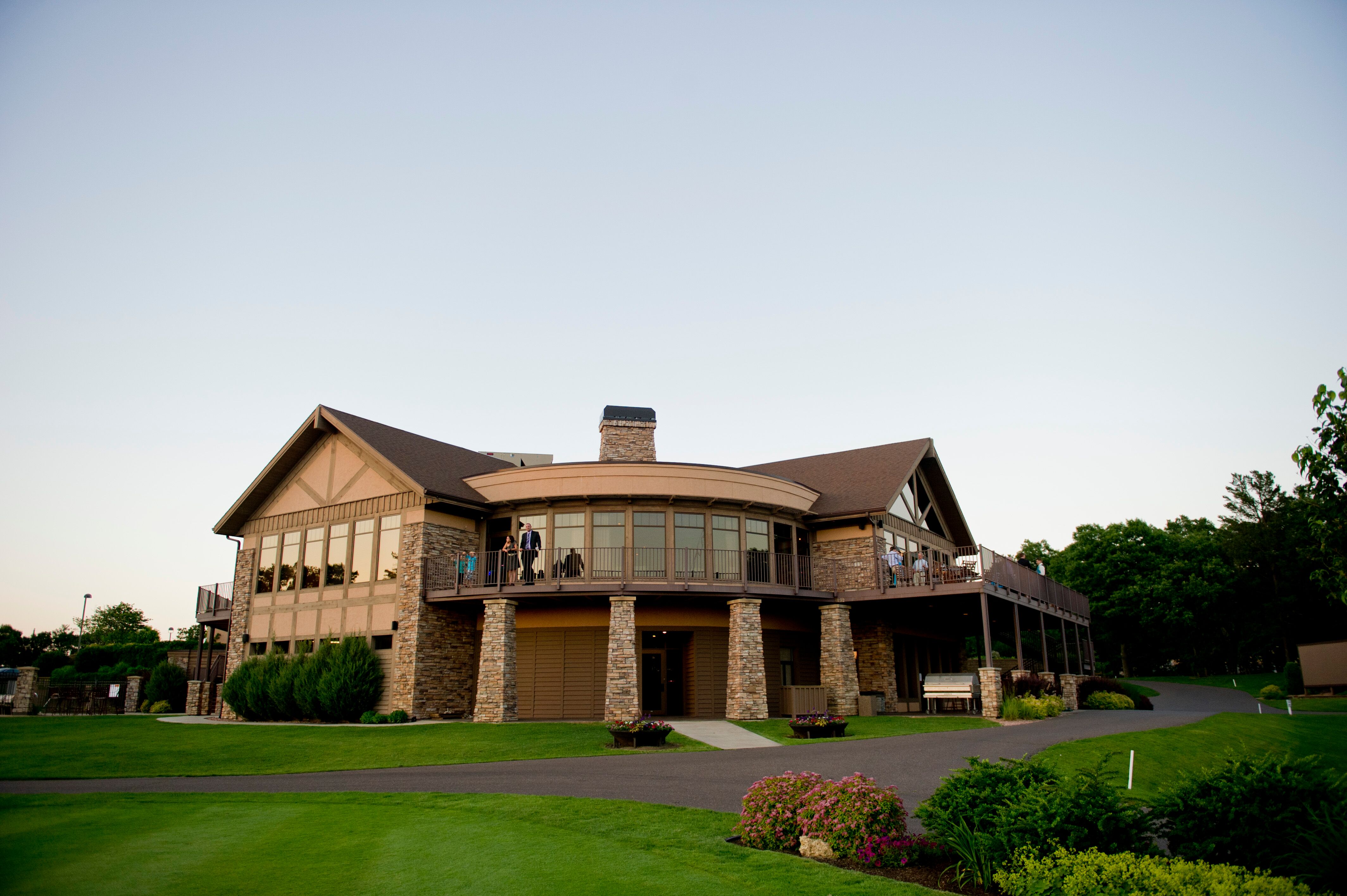  Eau  Claire  Golf Country Club Reception Venues 