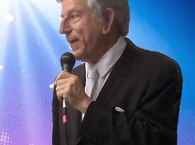 Jeffery Segal Singer / Tony Bennett Tribute Artist - Tribute Singer - Chicago, IL - Hero Gallery 3