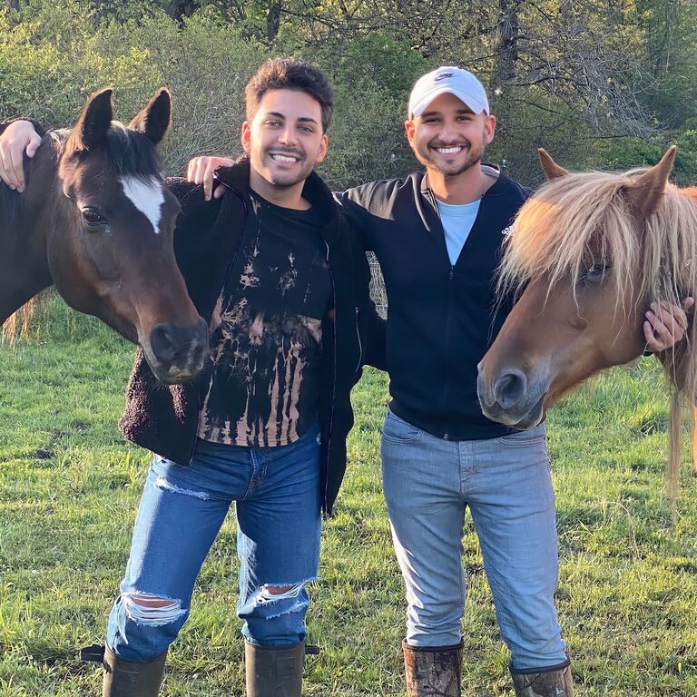 The couple took their first trip to Ohio to meet Matthew's family! This was also Manny's first time seeing Amish people.