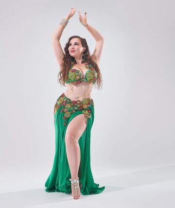 Elizabeth Estrella Belly Dance - Belly Dancer - Boston, MA - Hero Main