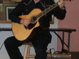 Tom Conner - Acoustic Guitarist - North Canton, OH - Hero Gallery 3