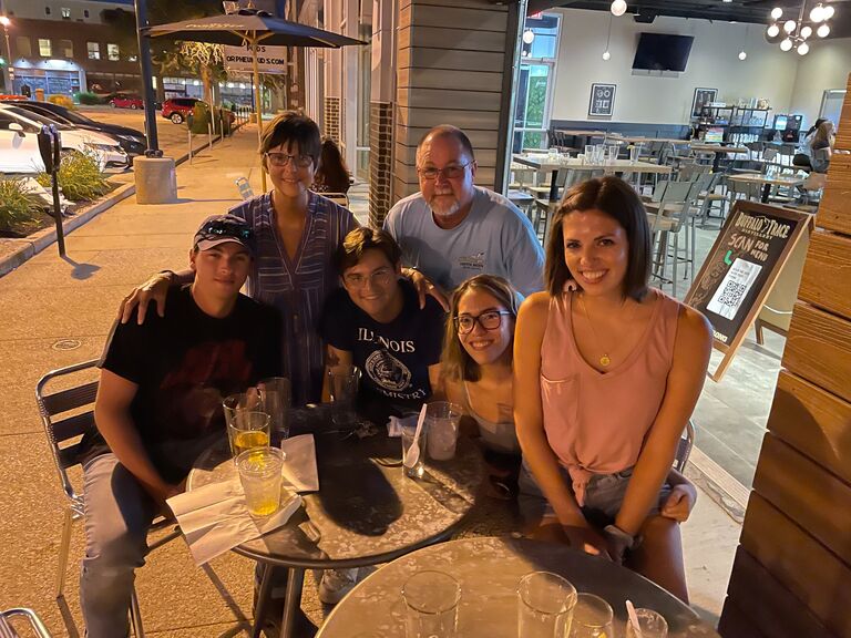 Hannah's first time meeting Charlie's parents. We hade fun in downtown Champaign with friends and family! 