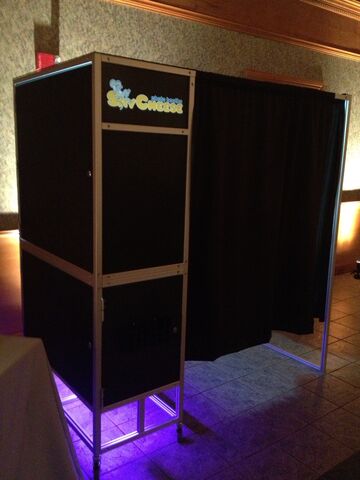 Say Cheese Photo Booths - Cincinnati , OH