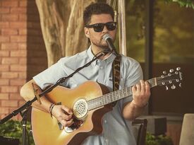 Mike Heuer - Singer Guitarist - Washington, DC - Hero Gallery 2