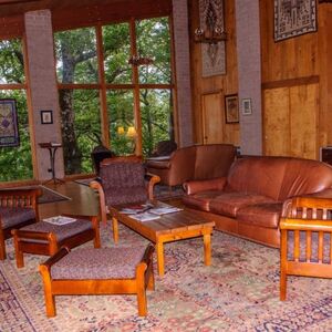 Gallery Photo 12